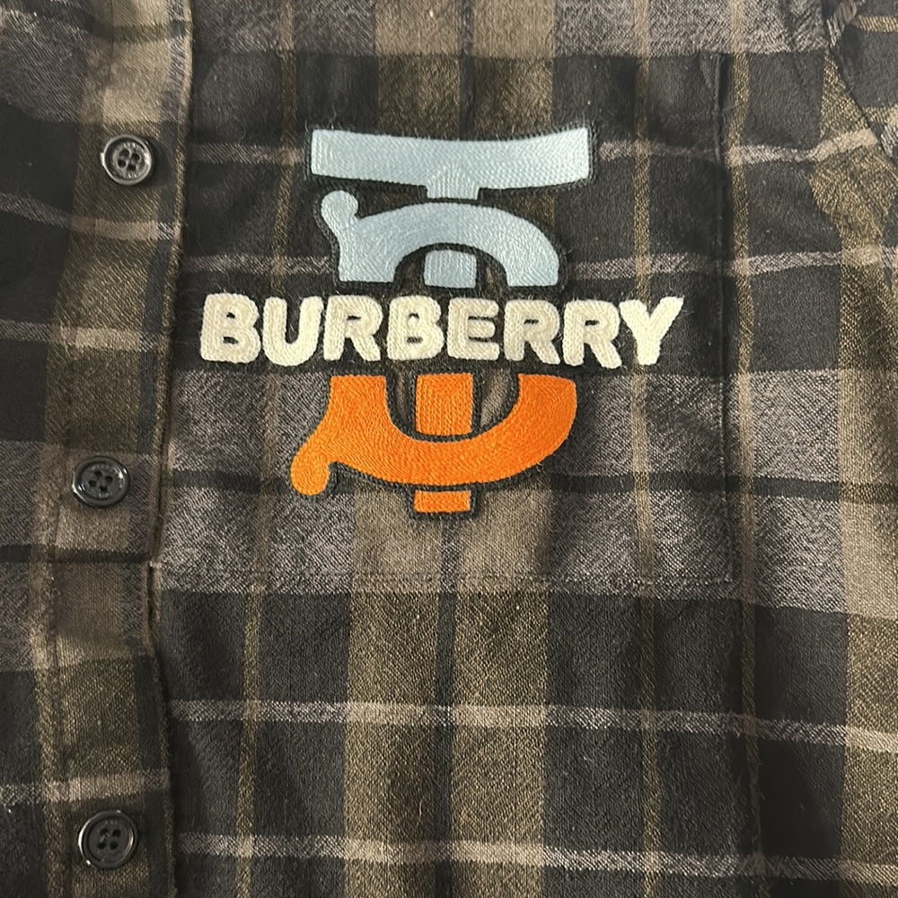 Burberry button down - Picture 2 of 5